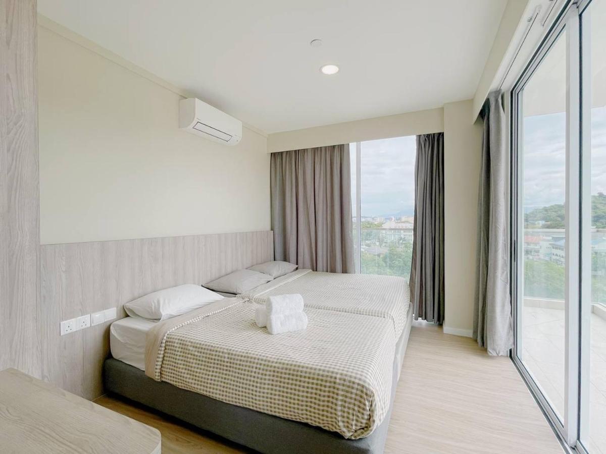 Queensland Suites At Aru Suites, Kota Kinabalu Exteriör bild
